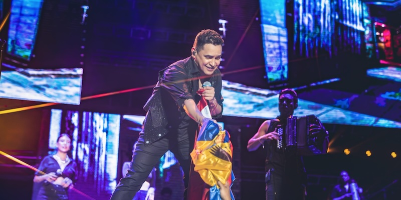Jorgito Conquista Con Sus...