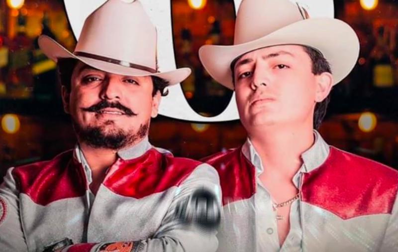 Los Dos Carnales Comenzó Tocando Vallenatos