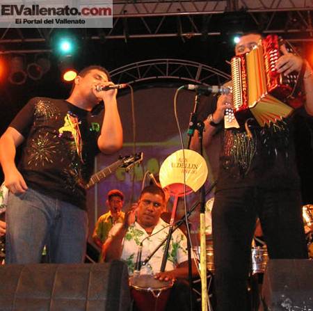 'Hector y Coco Zuleta' se Afianzan Como Promesas del Folclor Vallenato