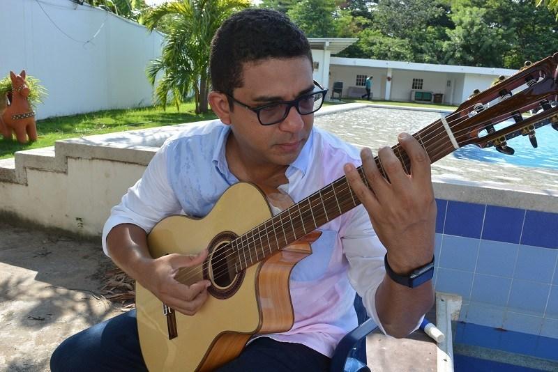 El Vallenato En Guitarra Permite Transmitir Esa Magia De Nuestros Cantos: Juanpa Marín
