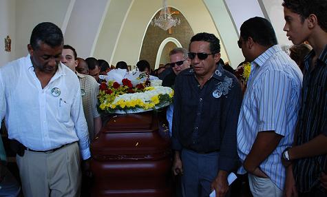 Ultimo Adios a Leo Gómez