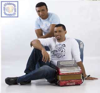 Luis Miguel y Nicky de Gira Promocional por el Eje Cafetero