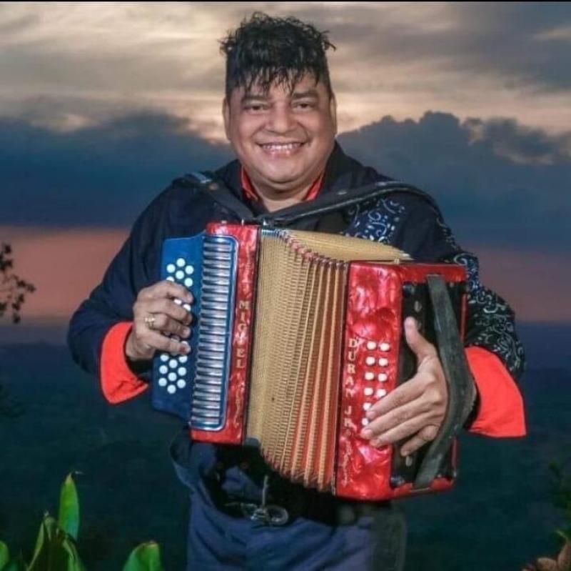 Murió Por Covid19 Miguel Durán Jr, Creador Del éxito Vallenato La Camisa Rayá