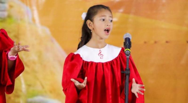 Hija De Martín Elías Inicia Como Cantante