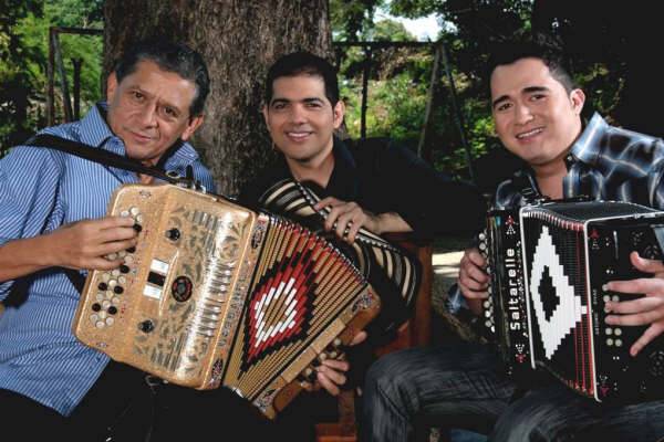 Artistas vallenatos felicitan a Peter Manjarrés