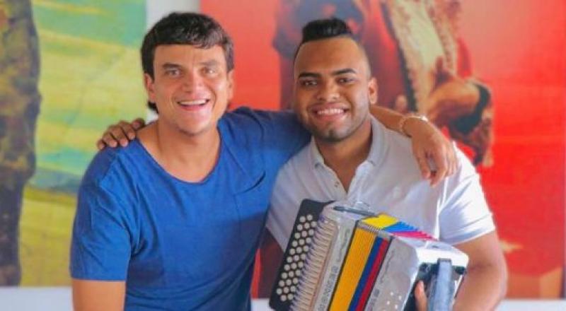 Silvestre Le Dio Tremendo Regalo A Joven Acordeonero Que Probó Para Escoger Al Reemplazo De Lucas Dangond