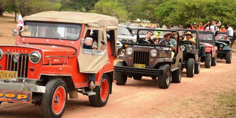 Lista la caravana de Jeep Willys Parranderos para su recorrido Valledupar - Manaure, Cesar