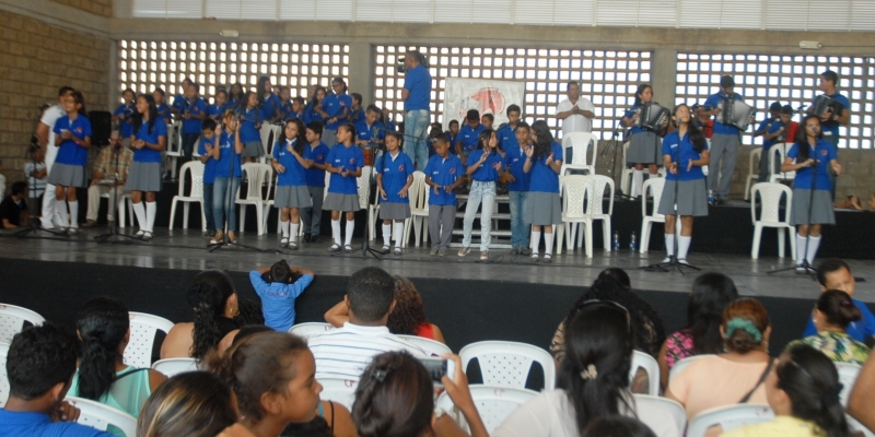 120 ninos presentaron su primer examen en acordeon caja guacharaca y canto