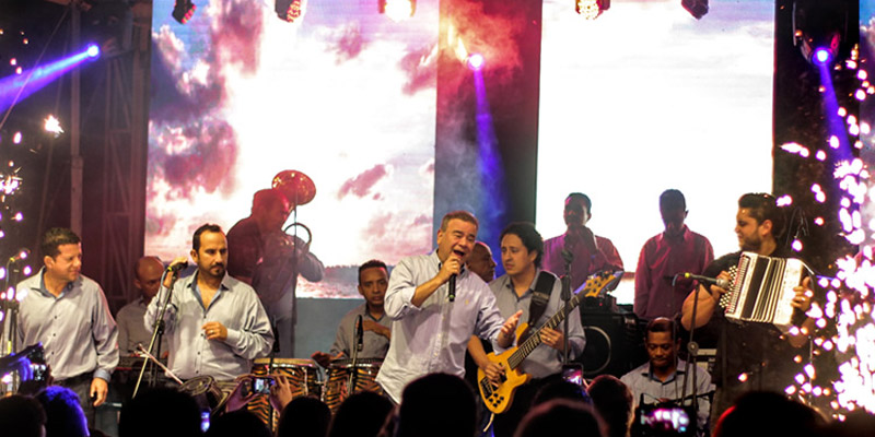 Iván Villazón a prender el Carnaval de Barranquilla