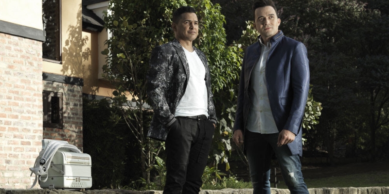 Jorge Celedón Y Sergio Luis Rodríguez Presentan Su Nuevo Album  - Ni Un Paso Atrás