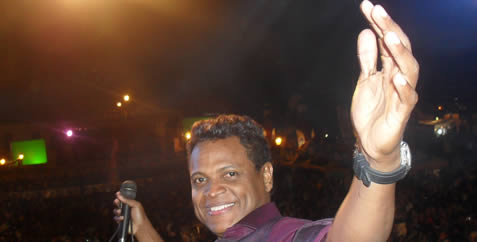 Omar Geles celebra en Valledupar...