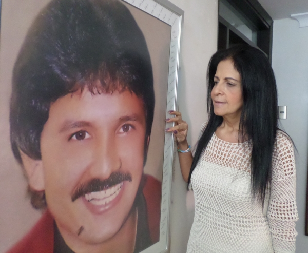 Veintidós años después Clara Cabello sigue casada con el recuerdo de Rafael Orozco