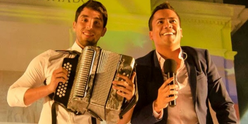 Michel Torres y Javier Matta  Artistas estelares del Festival Indio Tayrona